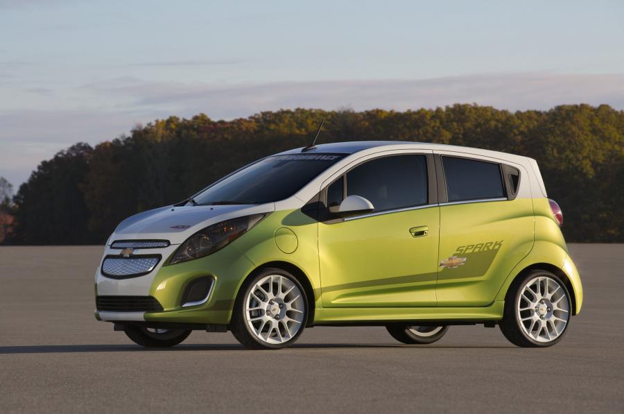  Chevrolet Spark EV Tech Performance Concept 2013 года  (фото 1 из 3)